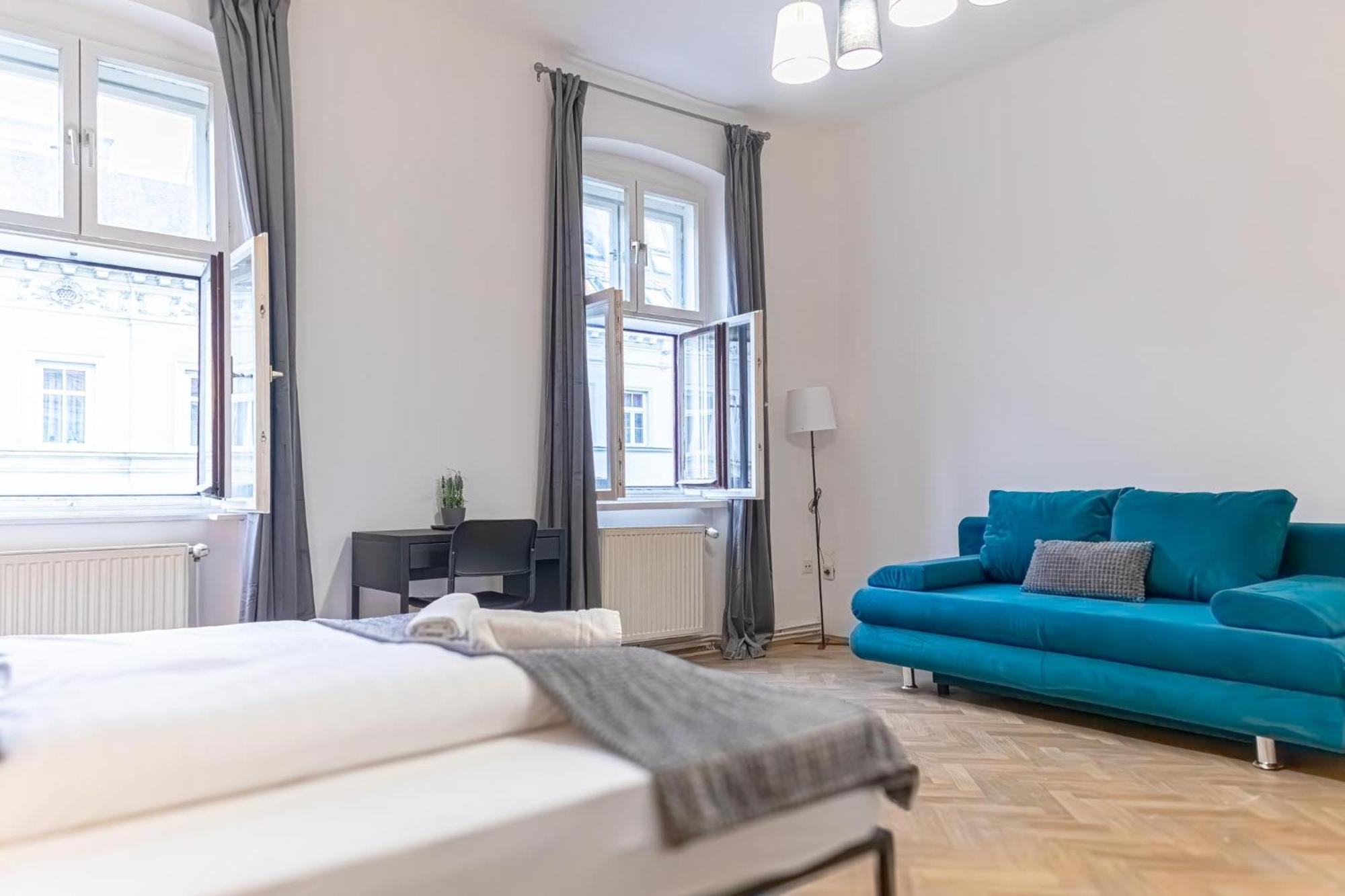 Spacious 2br -near Wiener Stadthalle Burggassewiener Well Located Wiedeń